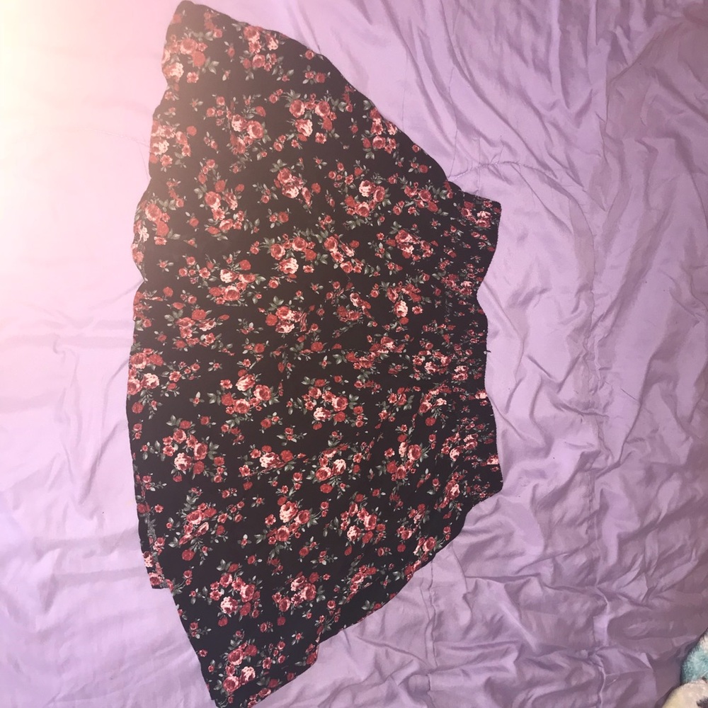 Flowy skirt